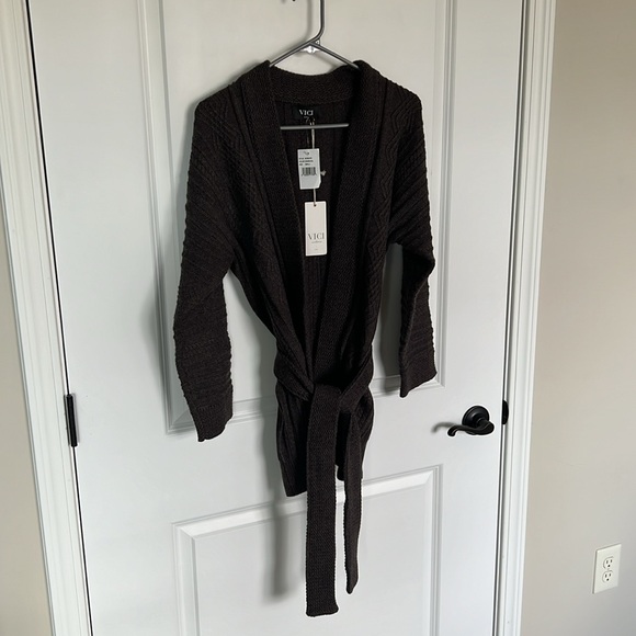 NWT Vici Exclusive x Fate Charcoal Cardigan. - Picture 4 of 16